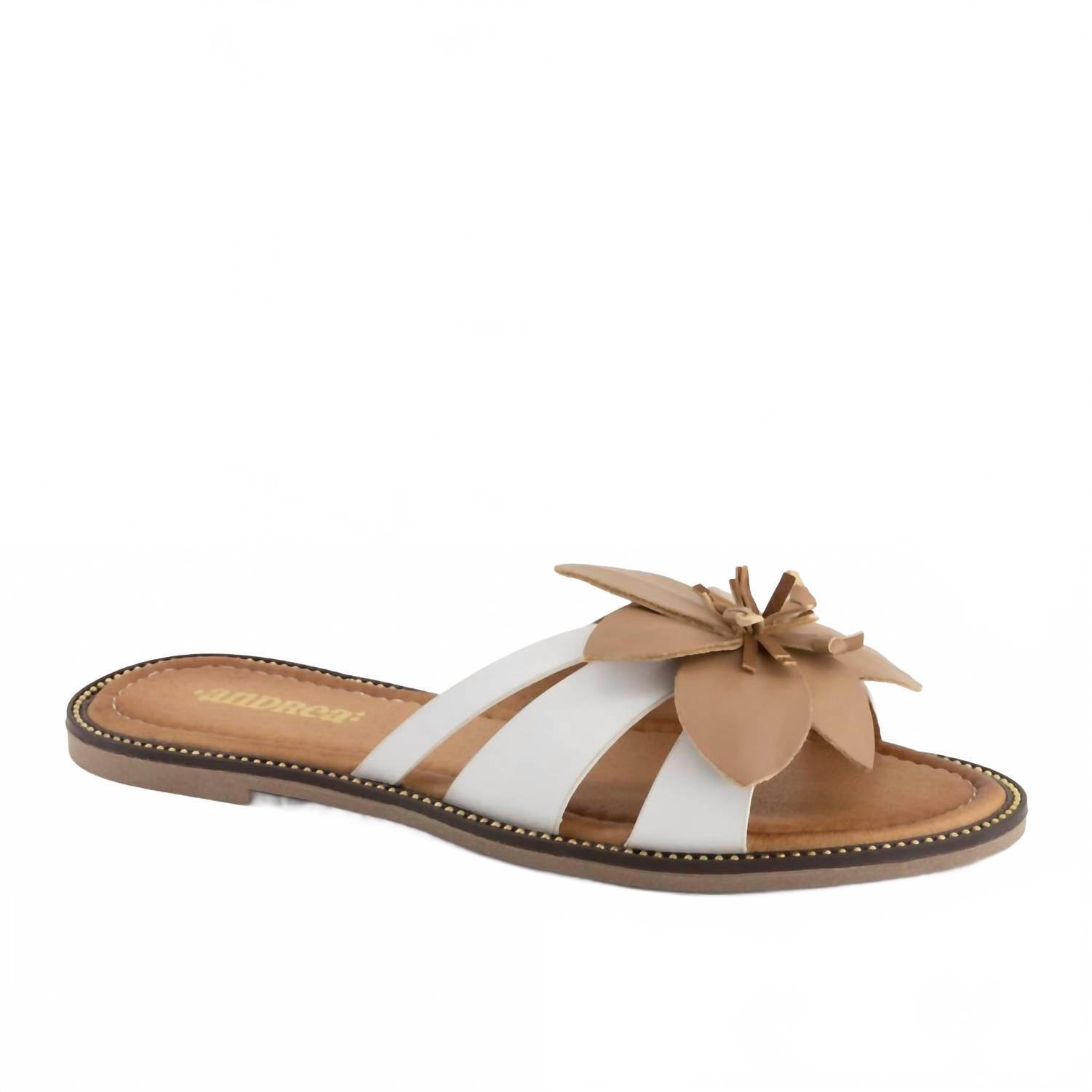New Andrea Women's Decorative Flower Sandal In White